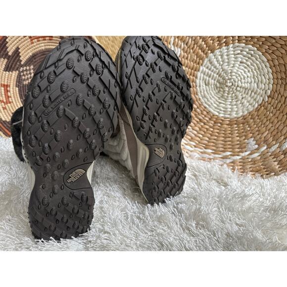 The North Face Nuptse Icepick down filled puffer fur women’s winter boots 7 - Picture 7 of 13